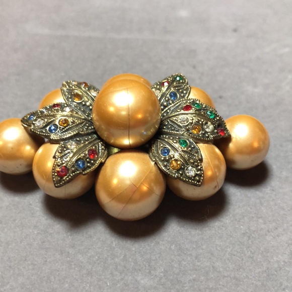 Large Faux Gold Pearls & Colored Rhinestones Brooch - Picture 3 of 8